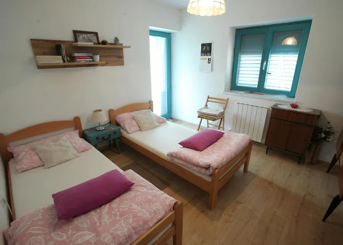 Salamander ゲストハウス Štanjel