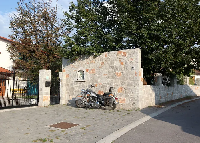 ゲストハウス Salamander 3*