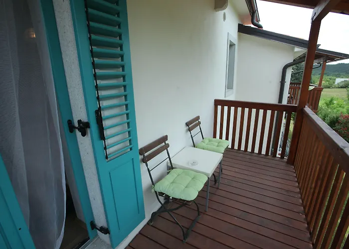 Salamander ゲストハウス Štanjel